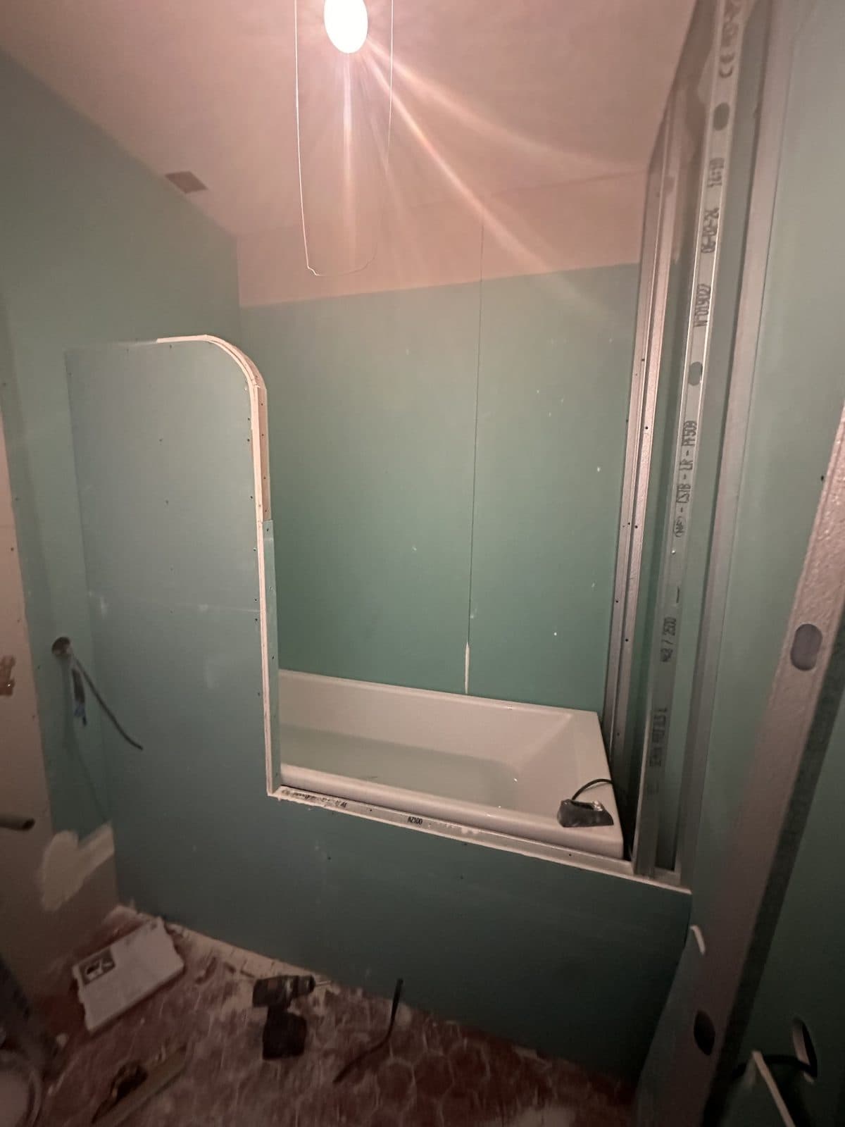Rénovation complète d'un appartement ancien – Pendant 1