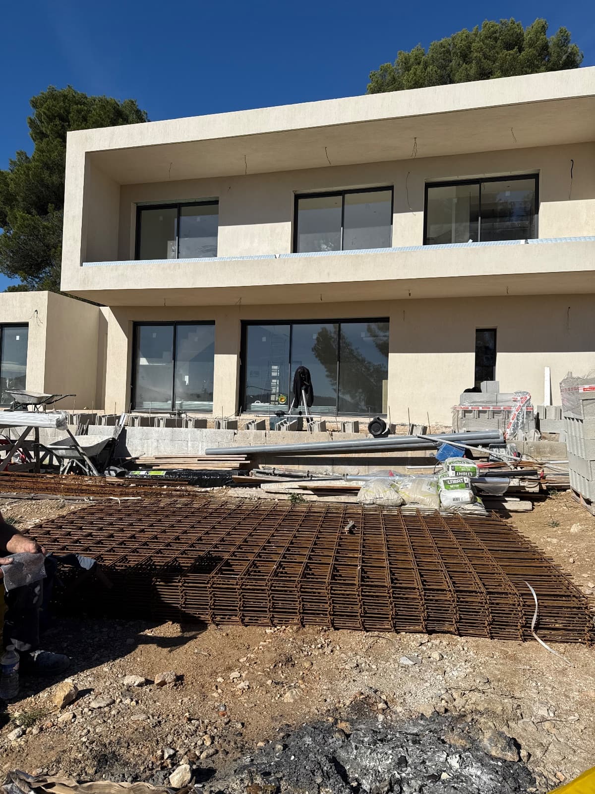 120m2 dalle béton – Avant 1